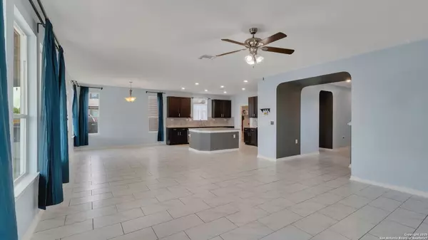 San Antonio, TX 78218,6230 Travis Smt