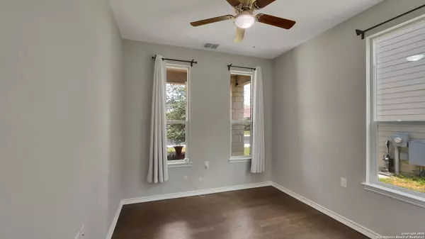 San Antonio, TX 78218,6230 Travis Smt