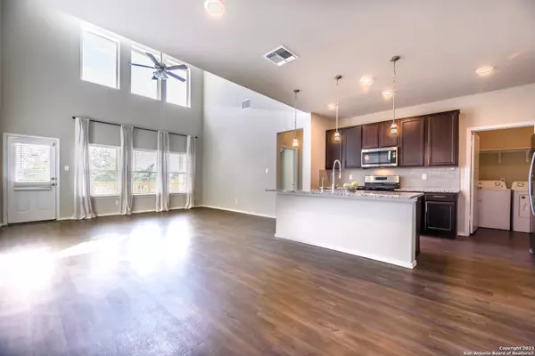 New Braunfels, TX 78132,1609 Ranch House