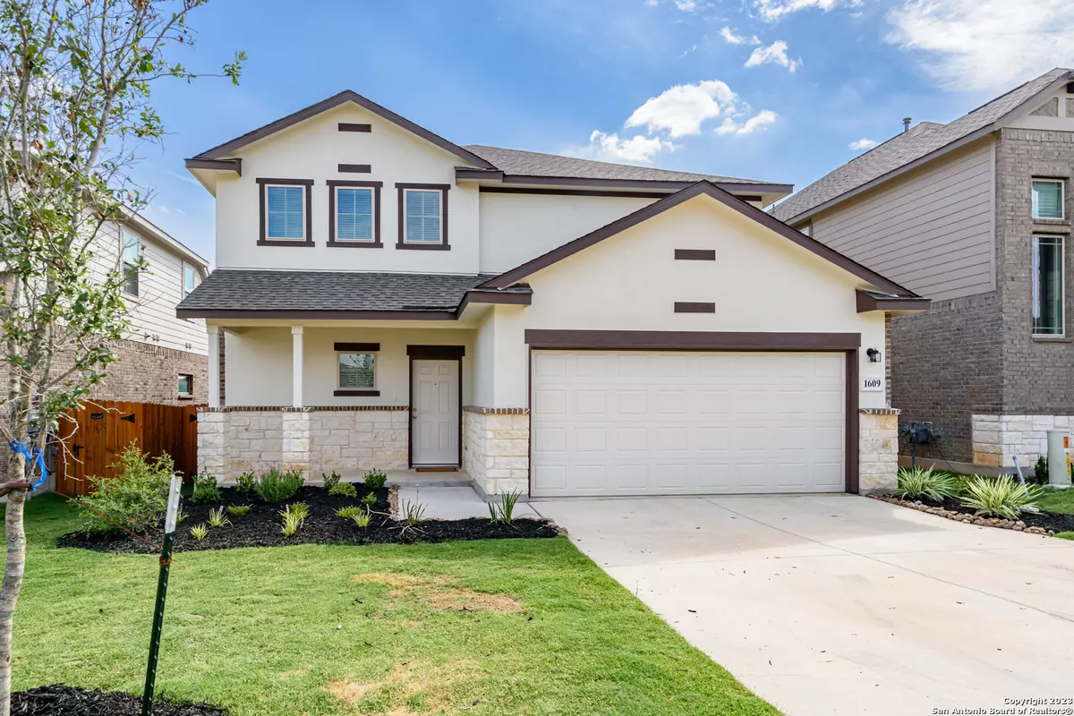 New Braunfels, TX 78132,1609 Ranch House