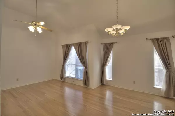 San Antonio, TX 78240-4969,9515 BLACK THORN LN