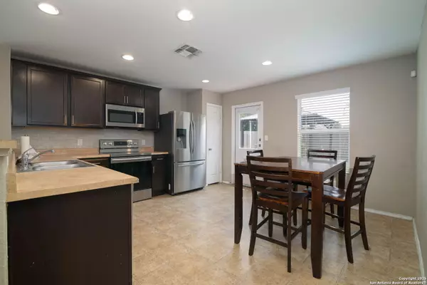 San Antonio, TX 78254,11814 Pure Silver