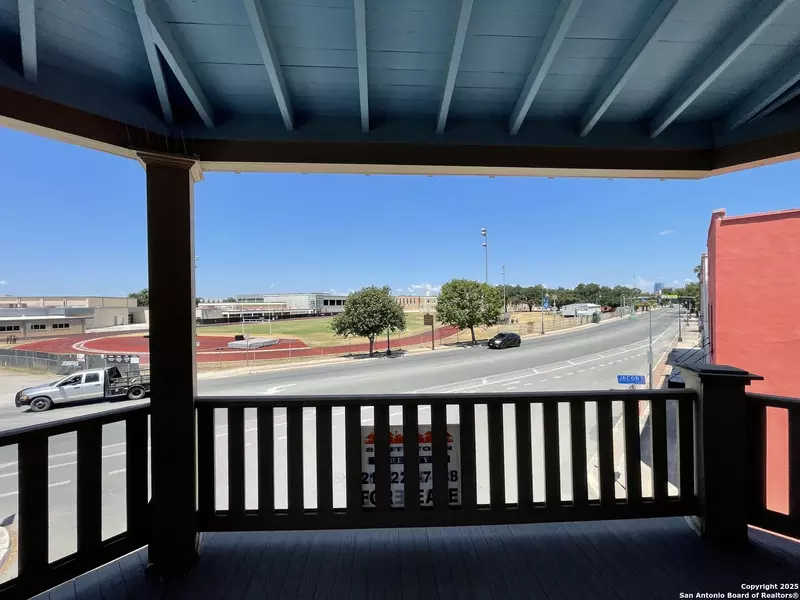 1802 SAINT MARYS ST UNIT #2, San Antonio, TX 78210-1636