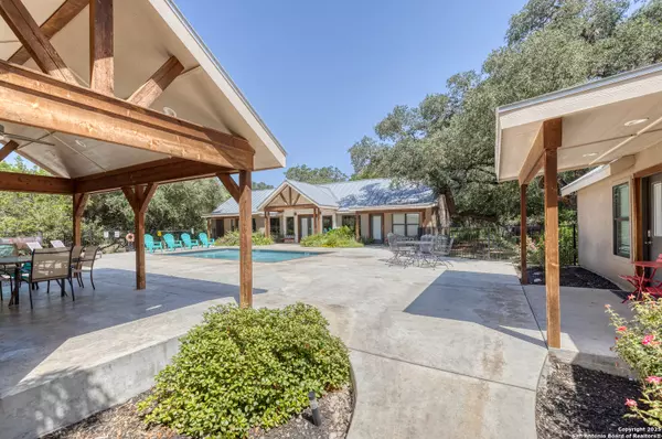 Concan, TX 78838,350 Lantana