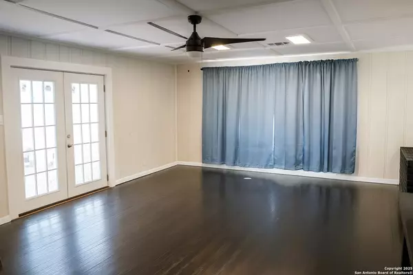 Port Lavaca, TX 77979,109 Bonham