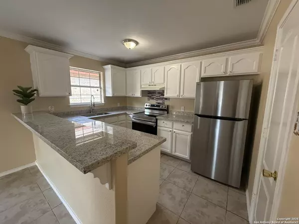 Laredo, TX 78046,135 Murcia