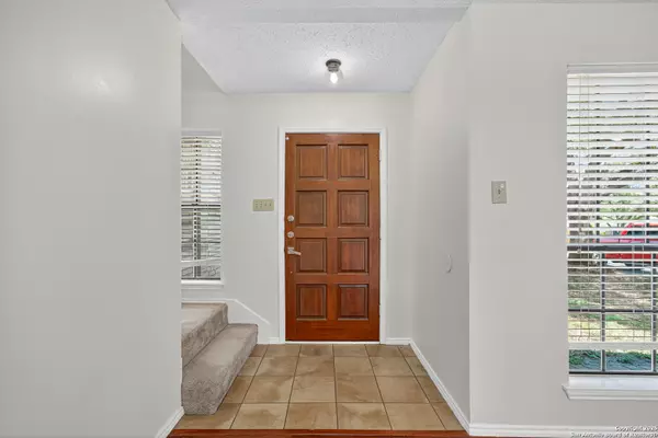 Schertz, TX 78154-2732,1112 DIMROCK