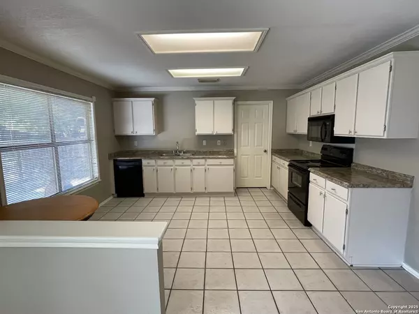 San Antonio, TX 78245,10406 Pine Glade