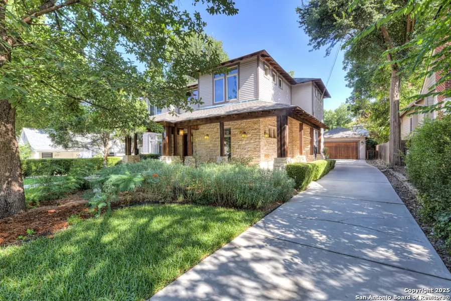 211 Inslee Ave, Alamo Heights, TX 78209