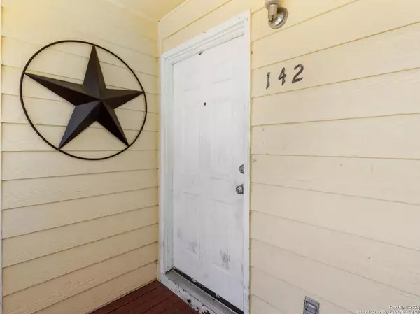 San Antonio, TX 78207,142 Jean
