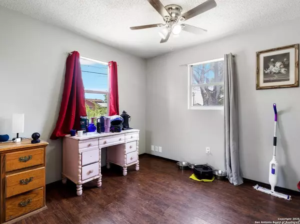 San Antonio, TX 78207,142 Jean