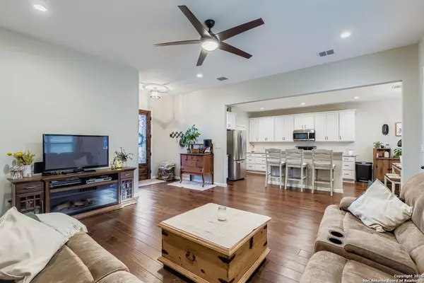 Bandera, TX 78003,322 Riverview