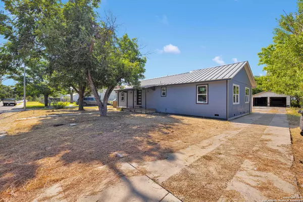 San Antonio, TX 78201,1126 Lullwood