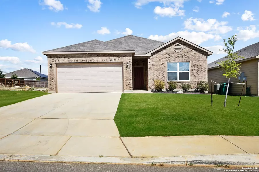 19916 Doc Holiday, Lytle, TX 78052