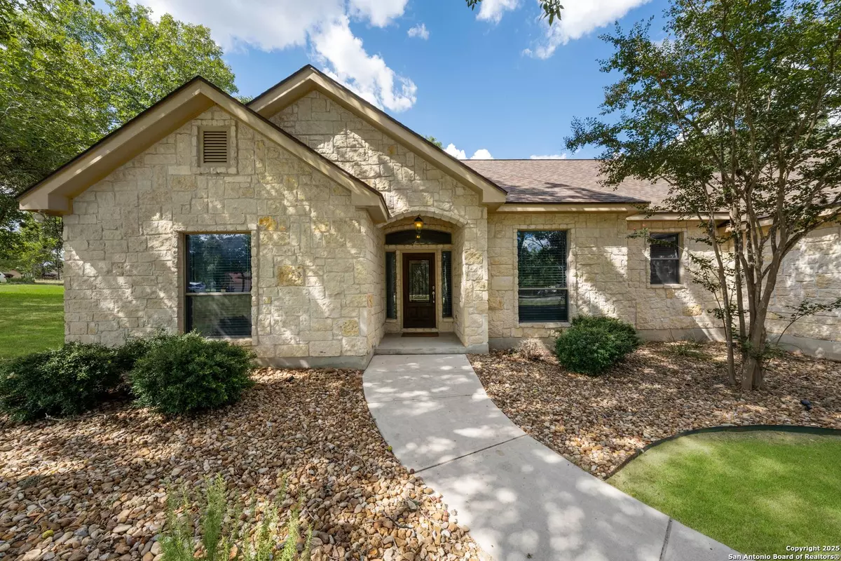 La Vernia, TX 78121,105 Legacy Oaks