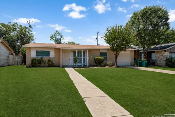 Universal City, TX 78148,121 Rosewood
