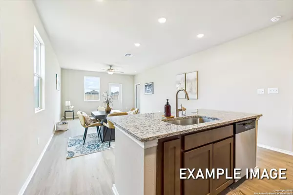 San Antonio, TX 78222,4975 Mala Vida