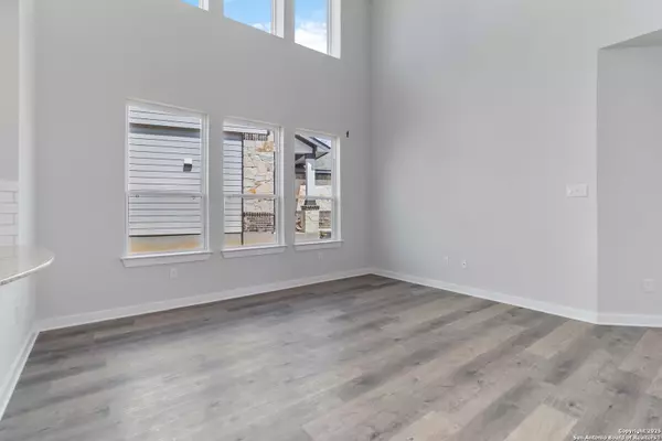 Elmendorf, TX 78112,8803 Lemon Verbena