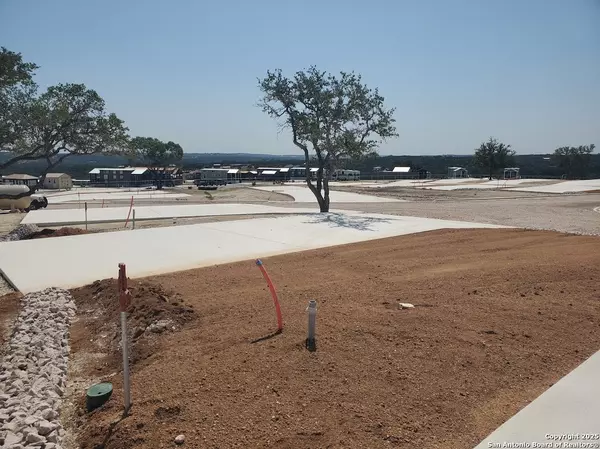 Fredericksburg, TX 78624,5386 Ranch Road 1376 #263