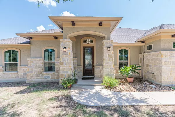 New Braunfels, TX 78132,128 Laurel Wood