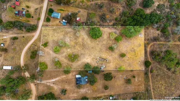 Somerset, TX 78069,225 Marthas