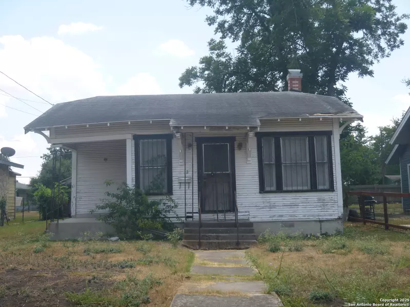 637 Canton, San Antonio, TX 78202