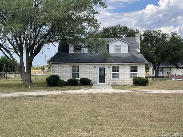 6932 Green Valley Rd, Cibolo, TX 78108