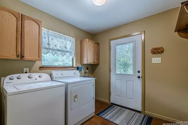 New Braunfels, TX 78132,560 Bluff Ridge