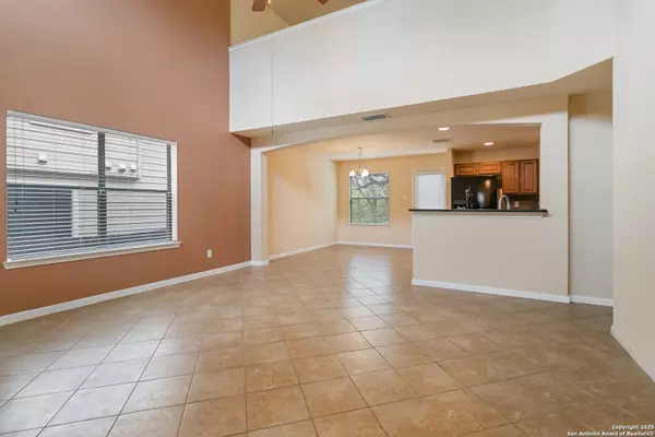 San Antonio, TX 78245,2014 Gray Fox