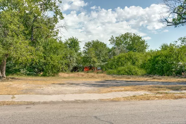 San Antonio, TX 78225,915 Gladstone