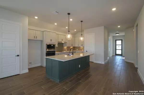 Schertz, TX 78154,8312 Wellstone