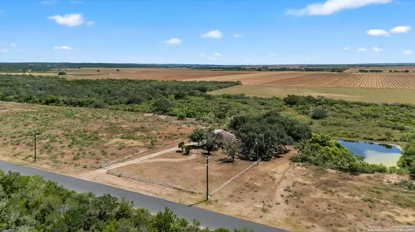 Hondo, TX 78861,281 County Road 265