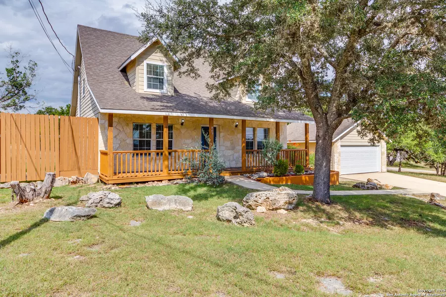 807 Heinen, Bandera, TX 78003