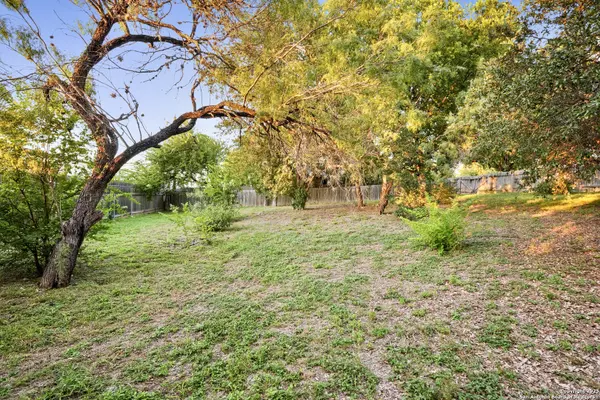 San Antonio, TX 78240,7505 Linkside