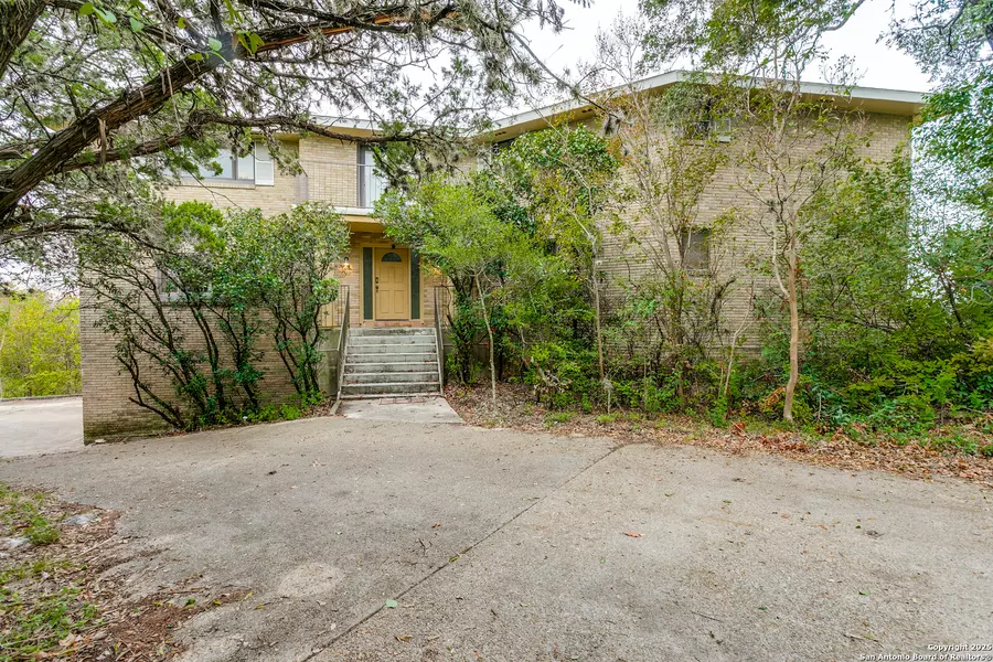 11006 Bar X, Helotes, TX 78023