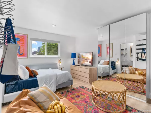 Austin, TX 78703,1111 10th UNIT APT 206