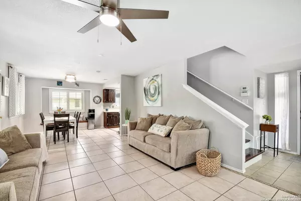 San Antonio, TX 78250,8110 Timber Grove