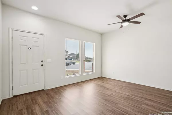 San Antonio, TX 78223,3714 Seco Tierra