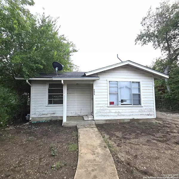 4722 Lark, San Antonio, TX 78228