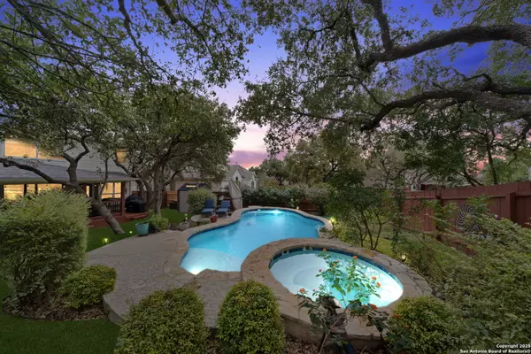 1815 Lookout Forest, San Antonio, TX 78260-2427