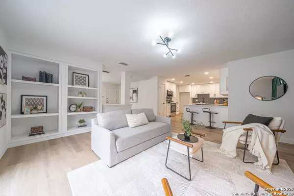 9738 Misty Plain, San Antonio, TX 78245