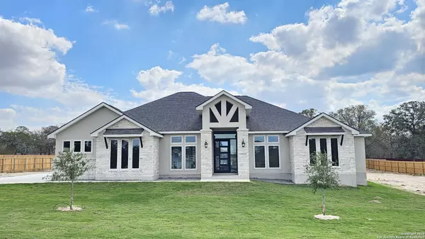 La Vernia, TX 78121,108 Hondo Ridge