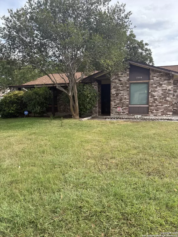 7806 Oak Forest,  Live Oak,  TX 78233
