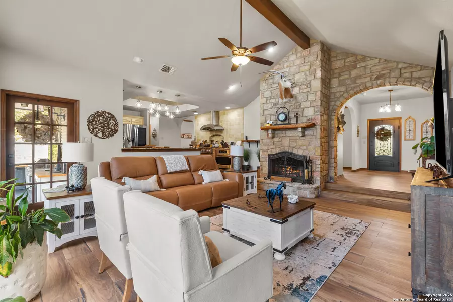 31421 Wild Oak Hill, Fair Oaks Ranch, TX 78015