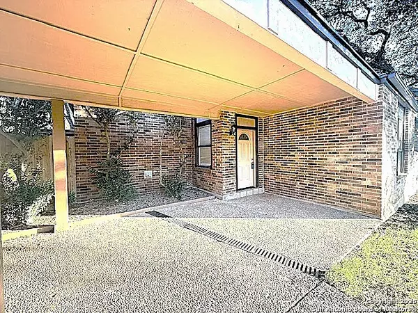 San Antonio, TX 78259-1916,19906 PARK BLUFF