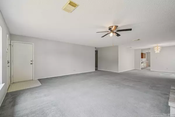 Converse, TX 78109,8343 Bent Meadow