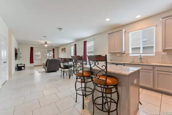 San Antonio, TX 78260,27335 Sterling Silver