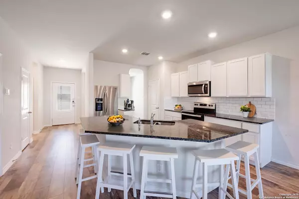 San Antonio, TX 78245,2943 Pemberton Post