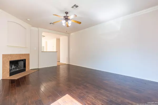 Schertz, TX 78108,509 foxford run