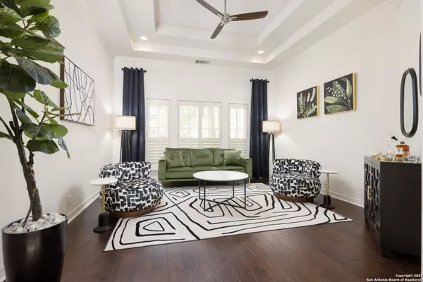 17 Burnham Gln, San Antonio, TX 78257